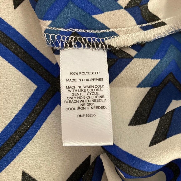 Express Shirt Womens Sz L Ivory Black Blue Patterned Pocket Button Up Blouse - Picture 9 of 11